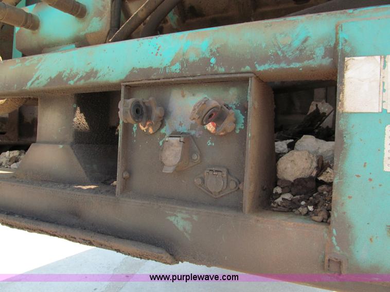 image for item C2370 1996 Steco 40' ejector trailer