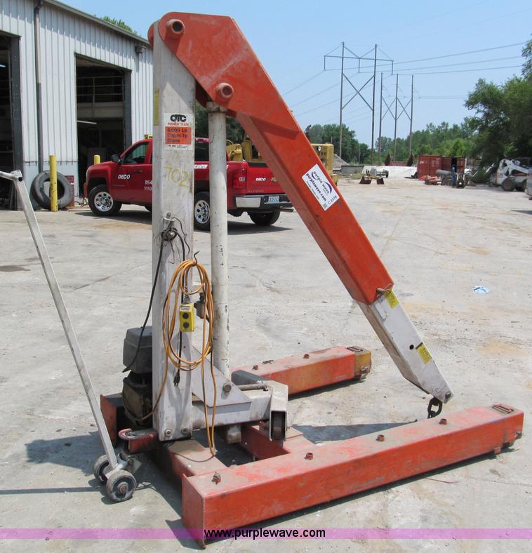 image for item C2378 OTC 6,000 lb shop crane