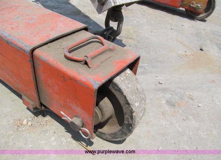 image for item C2378 OTC 6,000 lb shop crane