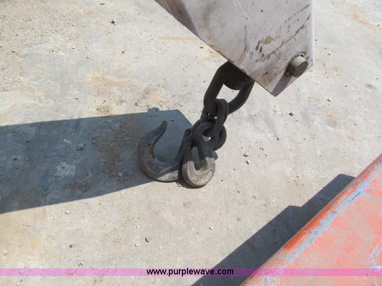 image for item C2378 OTC 6,000 lb shop crane