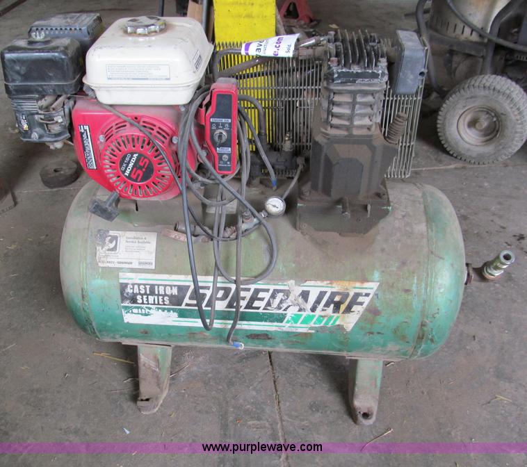 image for item C2394 Speedaire 30 gallon air compressor