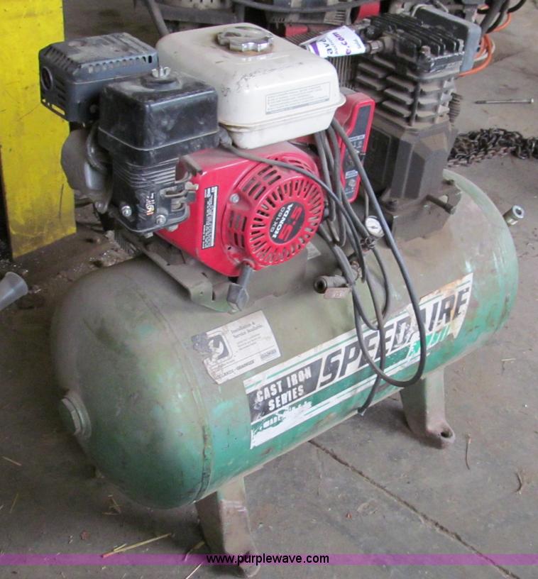 image for item C2394 Speedaire 30 gallon air compressor