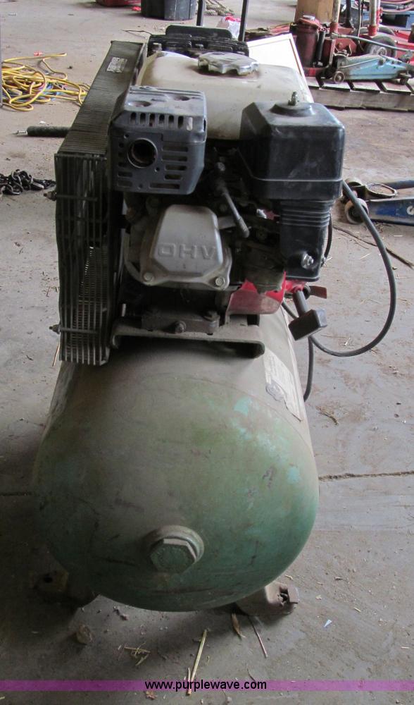 image for item C2394 Speedaire 30 gallon air compressor