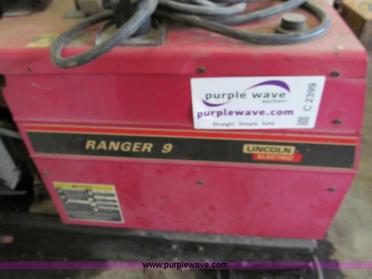 image for item C2399 Lincoln Ranger 9 welder/generator