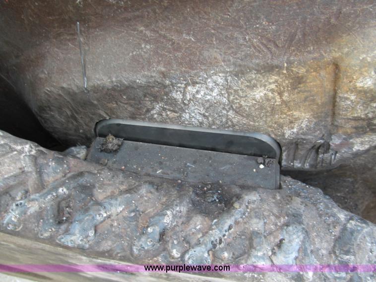 image for item C2406 NPK U31JR concrete crusher