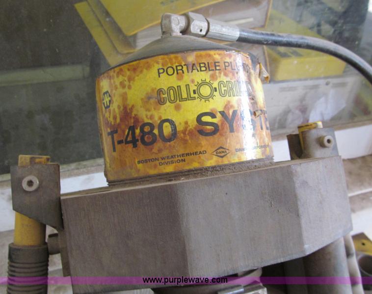 image for item C2412 Weatherhead T48 2-2 hydraulic hose crimper