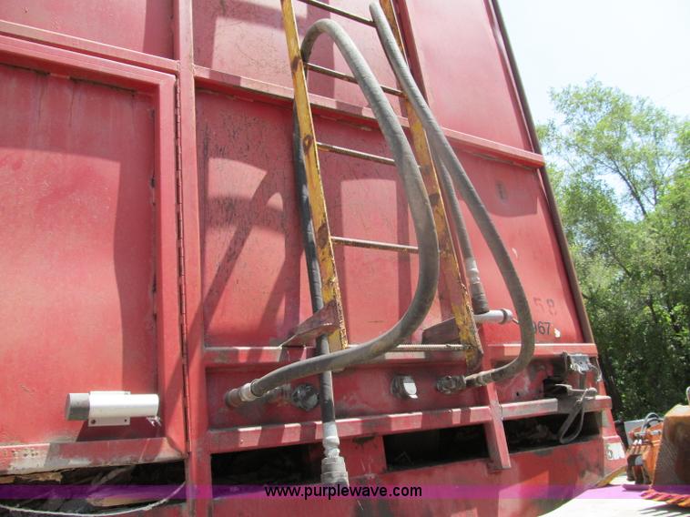 image for item C2418 1969 Strick ejector trailer