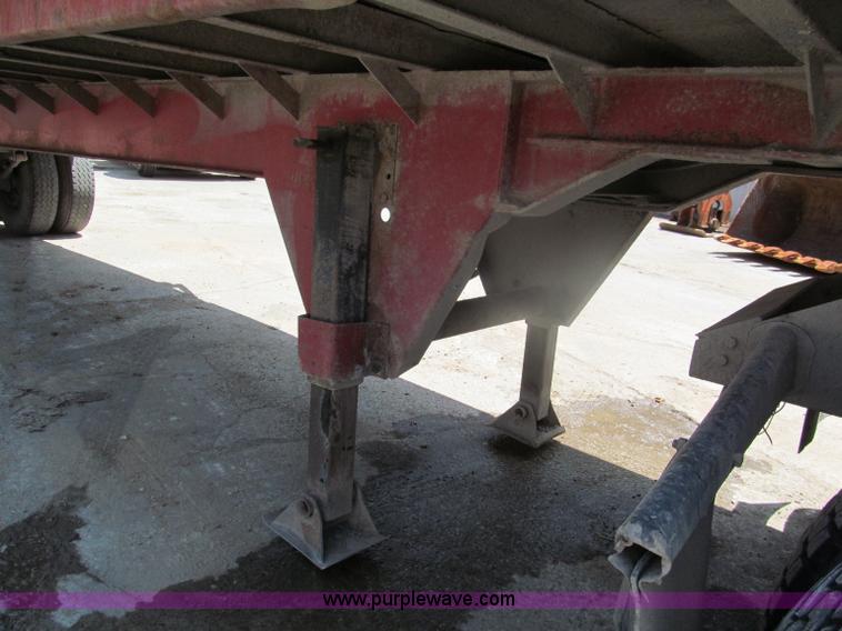 image for item C2418 1969 Strick ejector trailer