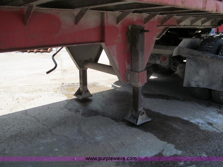 image for item C2418 1969 Strick ejector trailer