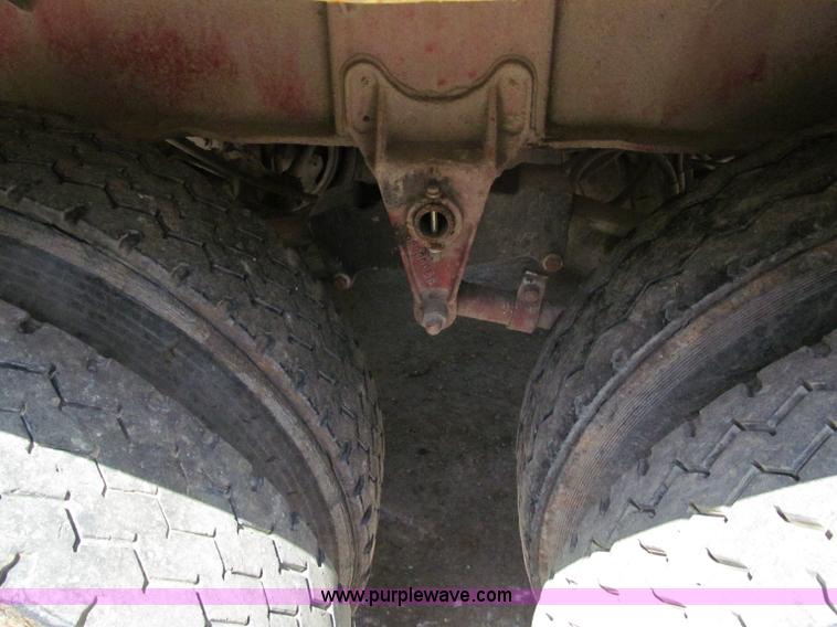 image for item C2418 1969 Strick ejector trailer