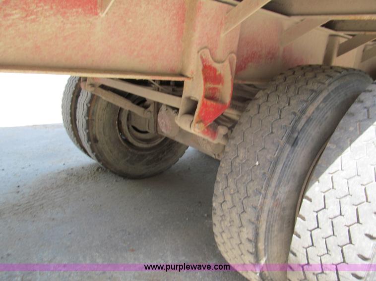 image for item C2418 1969 Strick ejector trailer