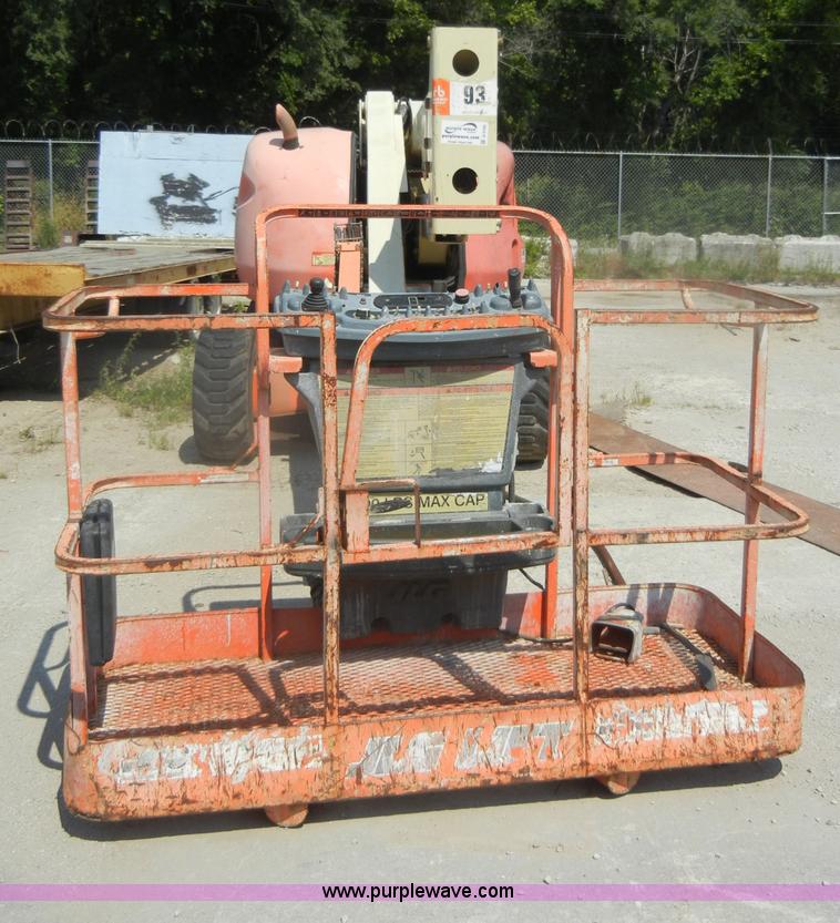 image for item D4163 1998 JLG 45' articulating boom lift