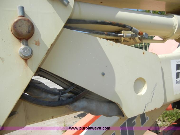 image for item D4163 1998 JLG 45' articulating boom lift