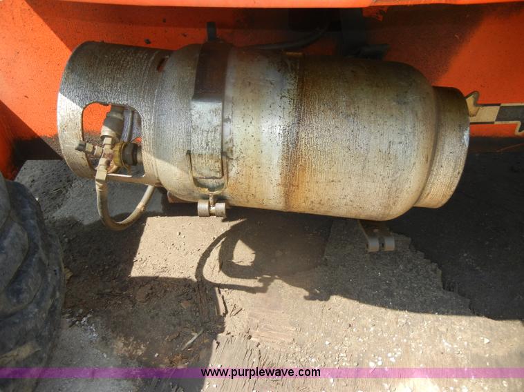 image for item D4163 1998 JLG 45' articulating boom lift