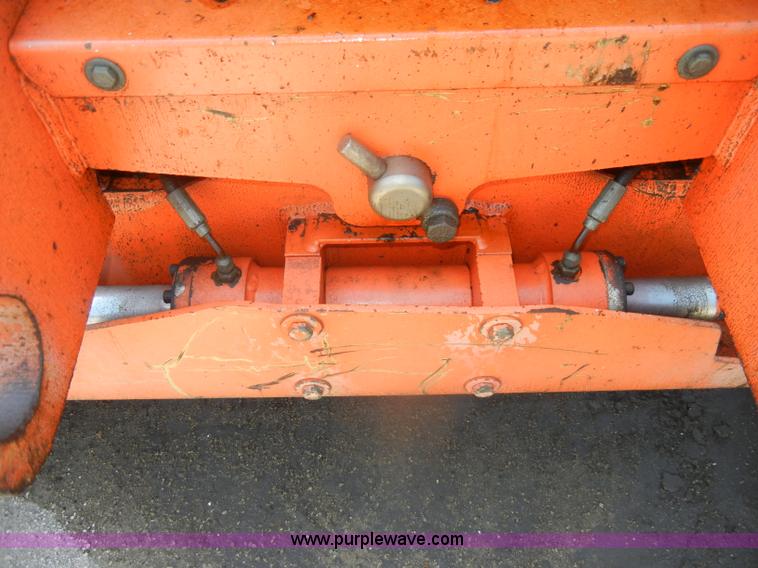 image for item D4163 1998 JLG 45' articulating boom lift