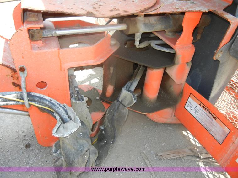 image for item D4163 1998 JLG 45' articulating boom lift