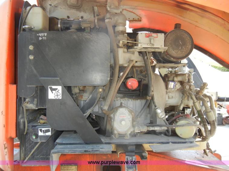image for item D4163 1998 JLG 45' articulating boom lift
