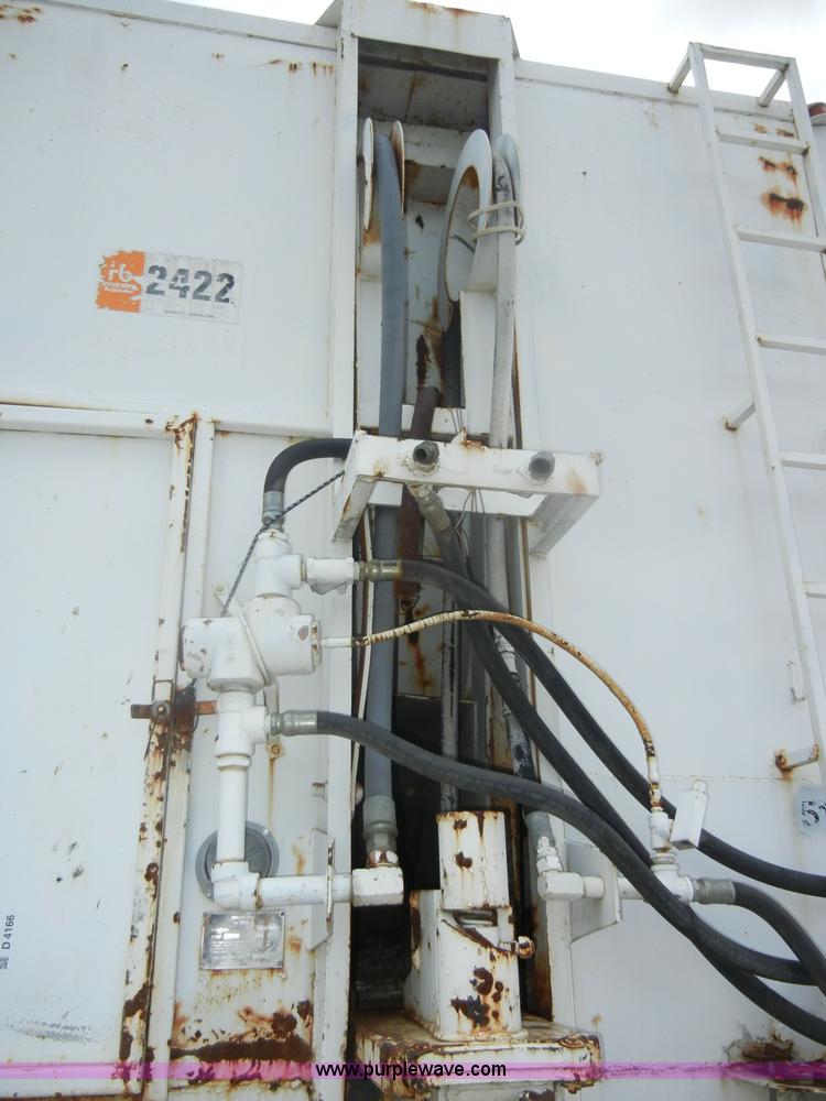 image for item D4166 1972 Heil 38' ejector trailer