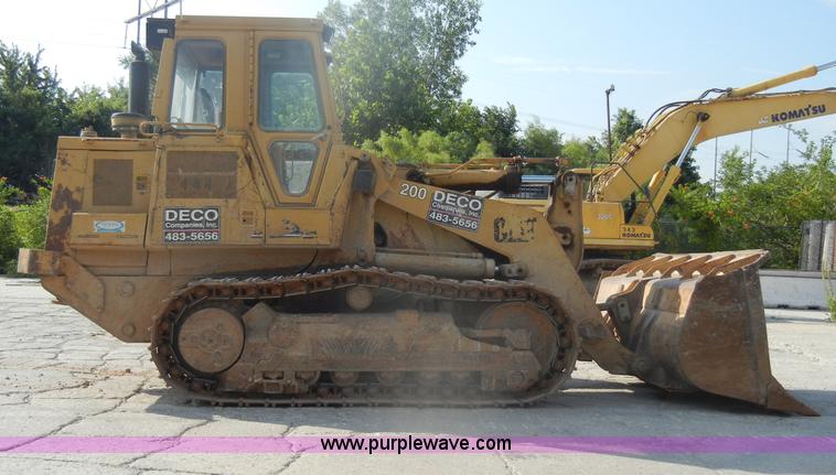 image for item D4169 1995 Caterpillar 963B track loader
