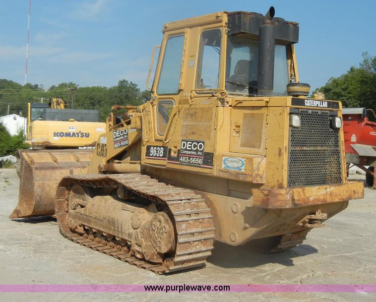 image for item D4169 1995 Caterpillar 963B track loader