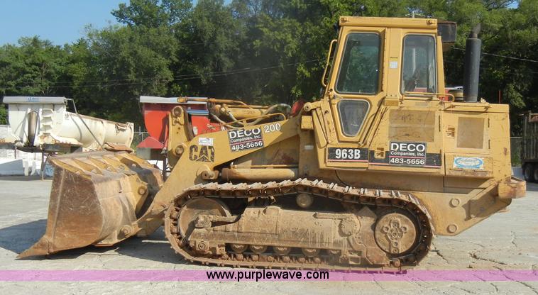 image for item D4169 1995 Caterpillar 963B track loader