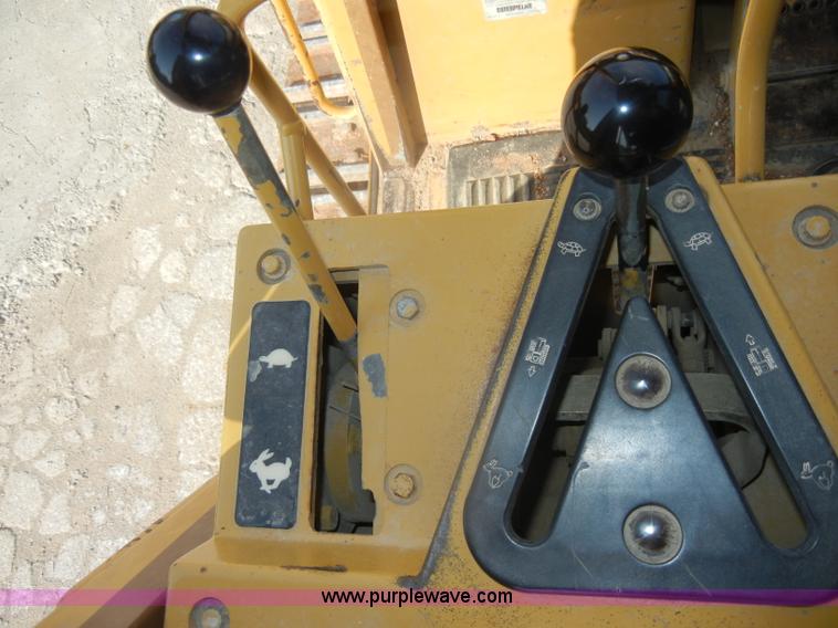 image for item D4169 1995 Caterpillar 963B track loader