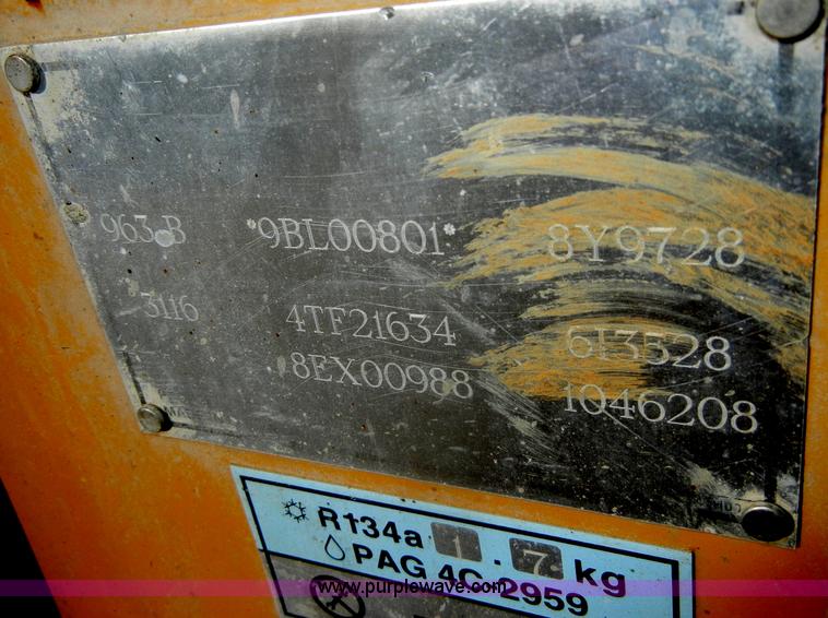 image for item D4169 1995 Caterpillar 963B track loader