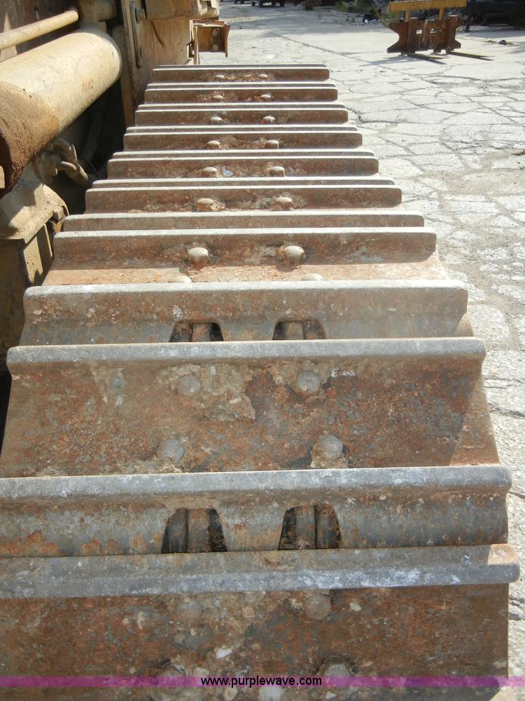 image for item D4169 1995 Caterpillar 963B track loader