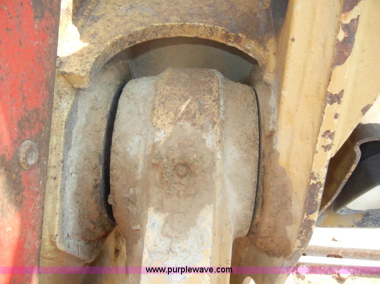 image for item D4169 1995 Caterpillar 963B track loader