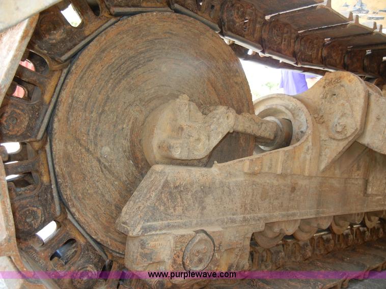 image for item D4169 1995 Caterpillar 963B track loader