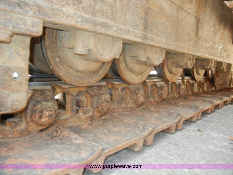 image for item D4169 1995 Caterpillar 963B track loader