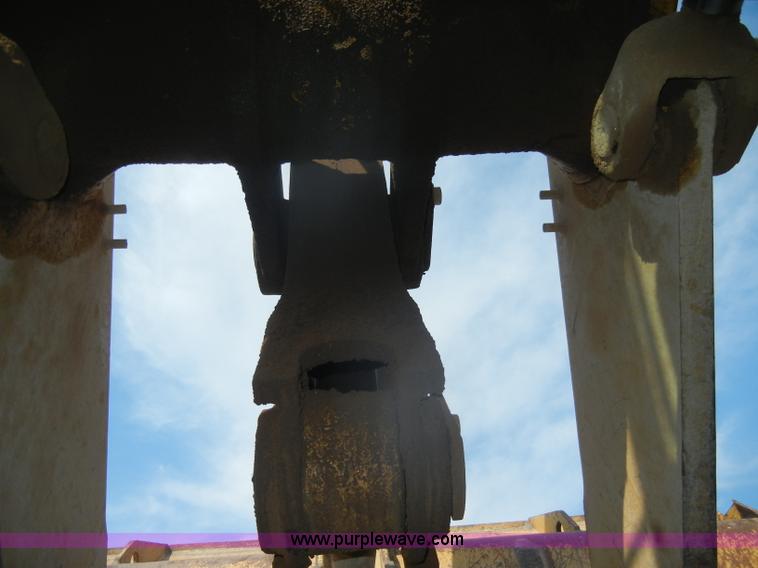 image for item D4169 1995 Caterpillar 963B track loader