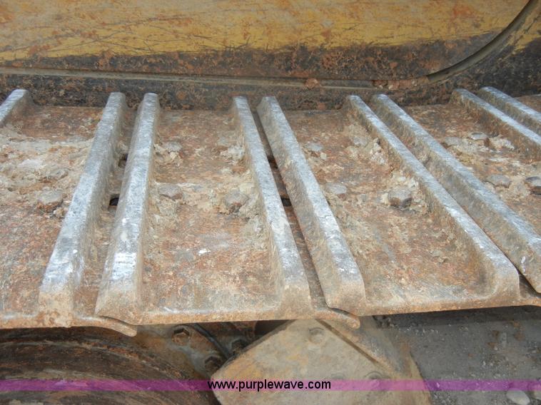 image for item D4169 1995 Caterpillar 963B track loader