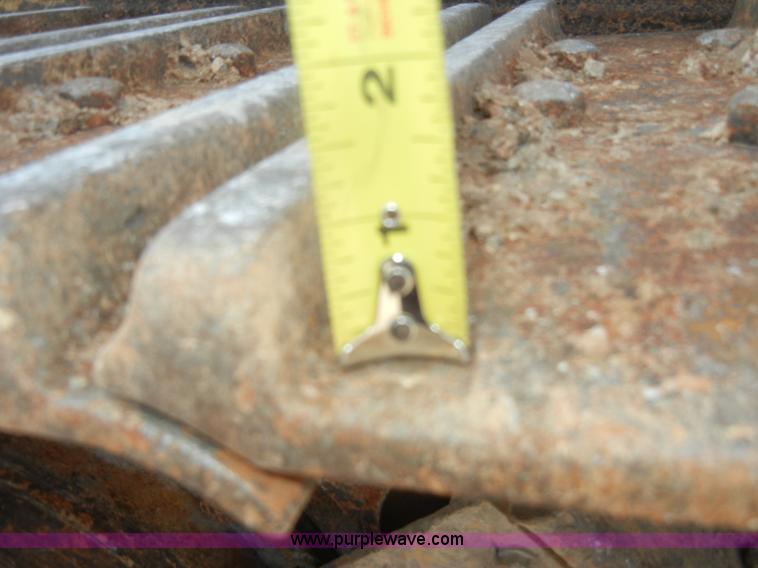 image for item D4169 1995 Caterpillar 963B track loader