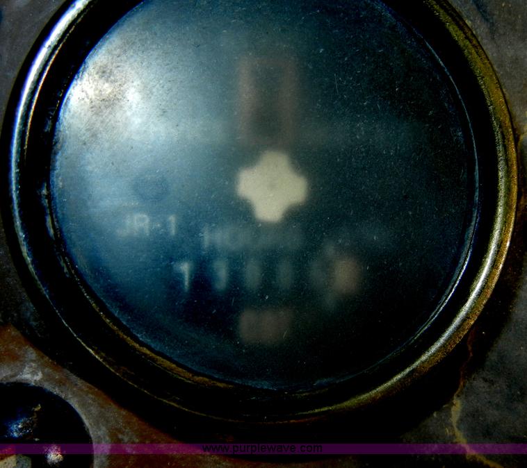 image for item D4169 1995 Caterpillar 963B track loader