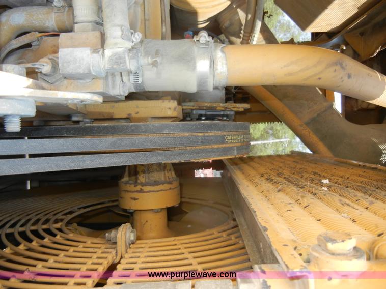 image for item D4169 1995 Caterpillar 963B track loader