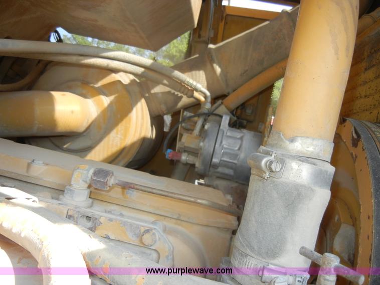 image for item D4169 1995 Caterpillar 963B track loader