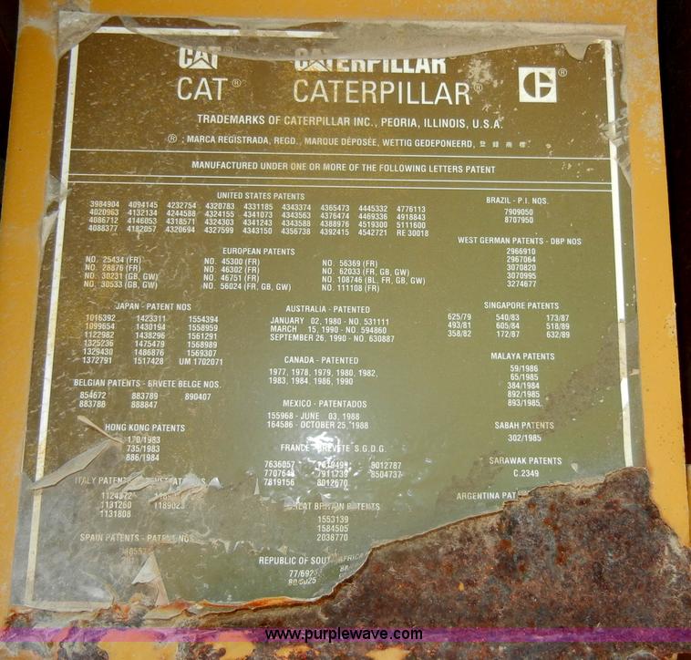 image for item D4169 1995 Caterpillar 963B track loader