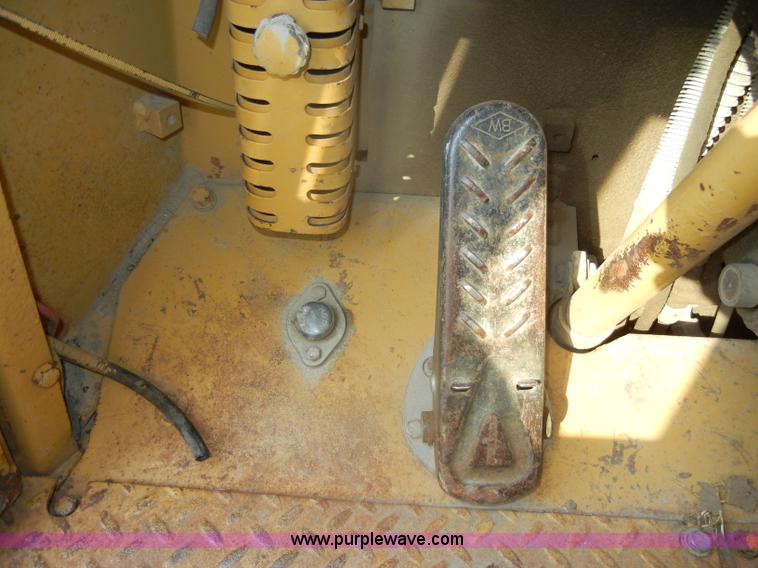 image for item D4170 1976 Caterpillar 920 articulating wheel loader