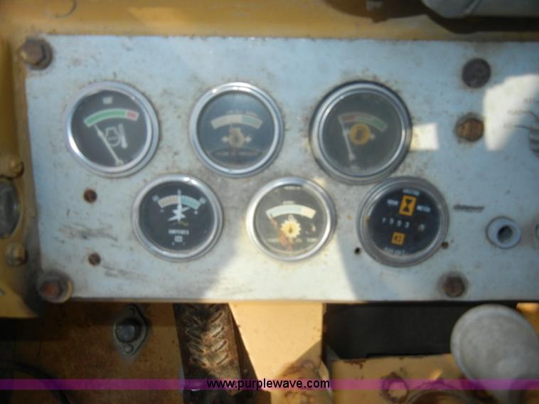 image for item D4170 1976 Caterpillar 920 articulating wheel loader