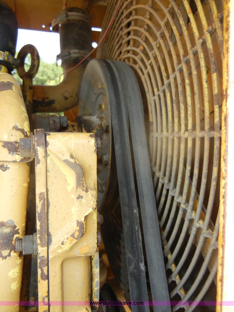 image for item D4170 1976 Caterpillar 920 articulating wheel loader