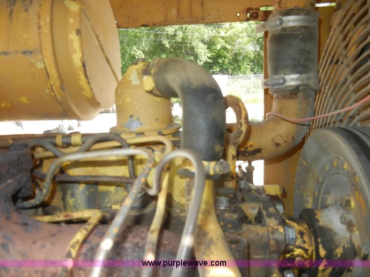 image for item D4170 1976 Caterpillar 920 articulating wheel loader