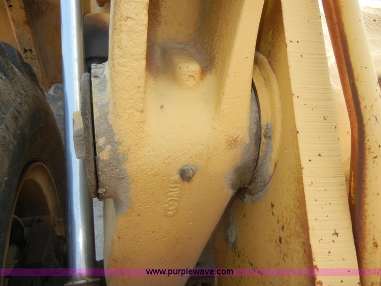 image for item D4170 1976 Caterpillar 920 articulating wheel loader