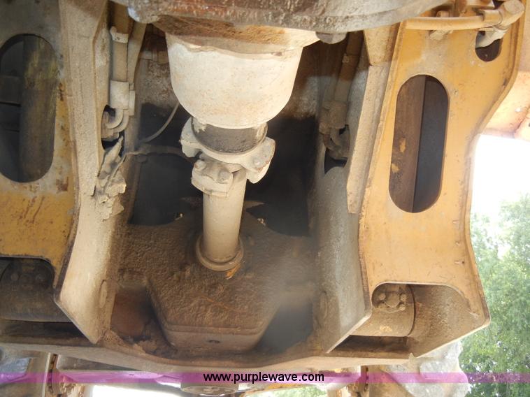 image for item D4170 1976 Caterpillar 920 articulating wheel loader