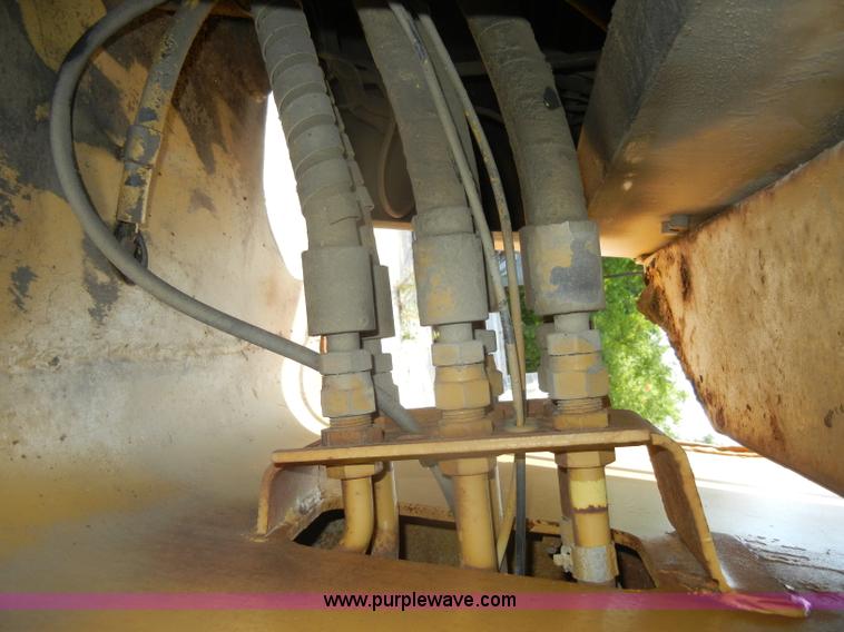 image for item D4170 1976 Caterpillar 920 articulating wheel loader