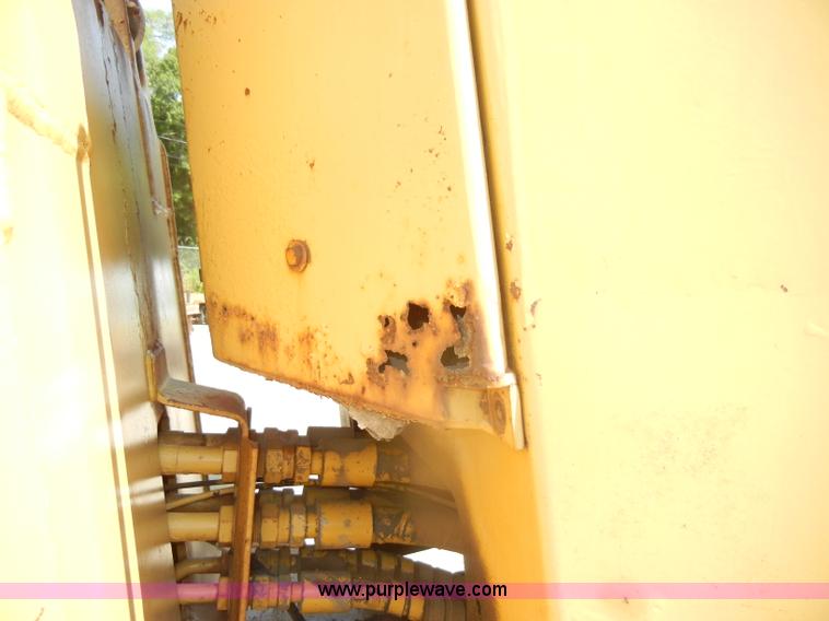 image for item D4170 1976 Caterpillar 920 articulating wheel loader