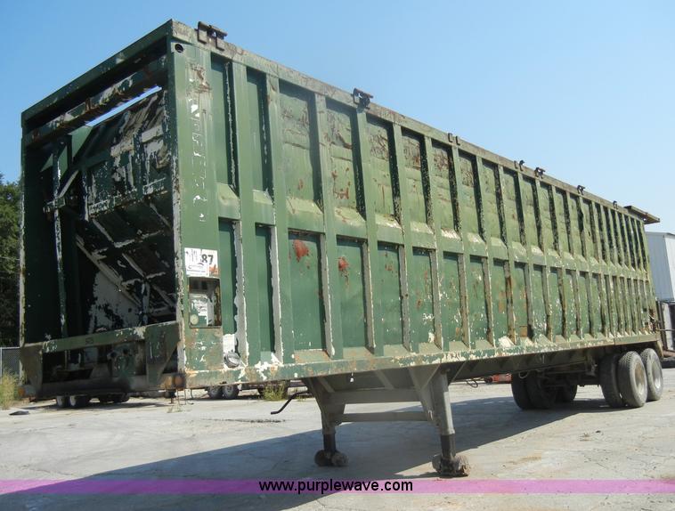 image for item D4173 1993 Steco 41' ejector trailer