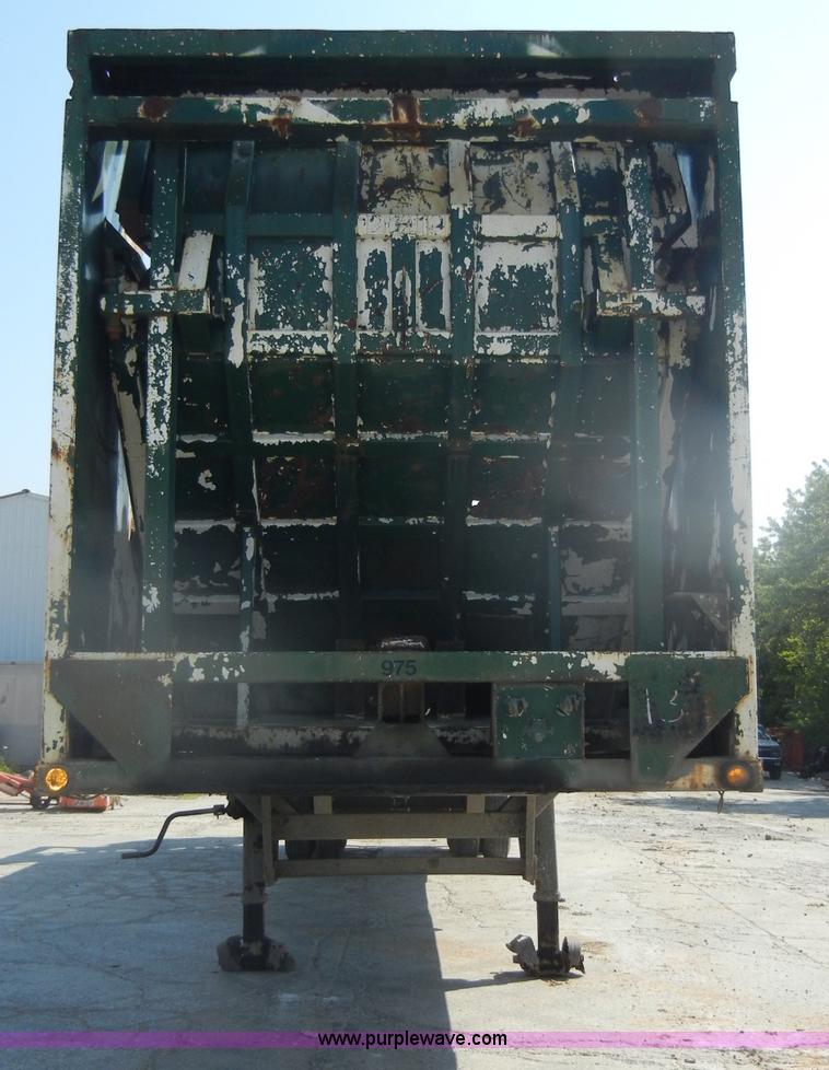 image for item D4173 1993 Steco 41' ejector trailer