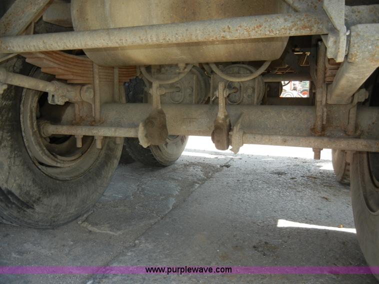 image for item D4173 1993 Steco 41' ejector trailer