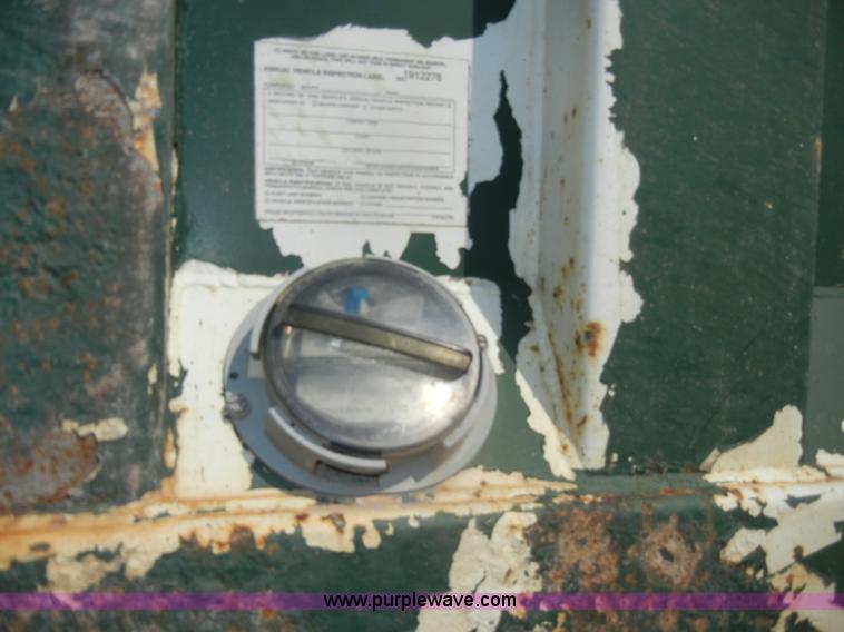 image for item D4173 1993 Steco 41' ejector trailer